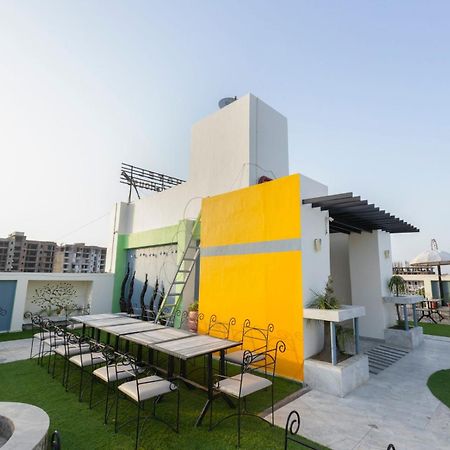 Hotel Sahibs Lighthouse - Swimming Pool Agra  Exterior photo